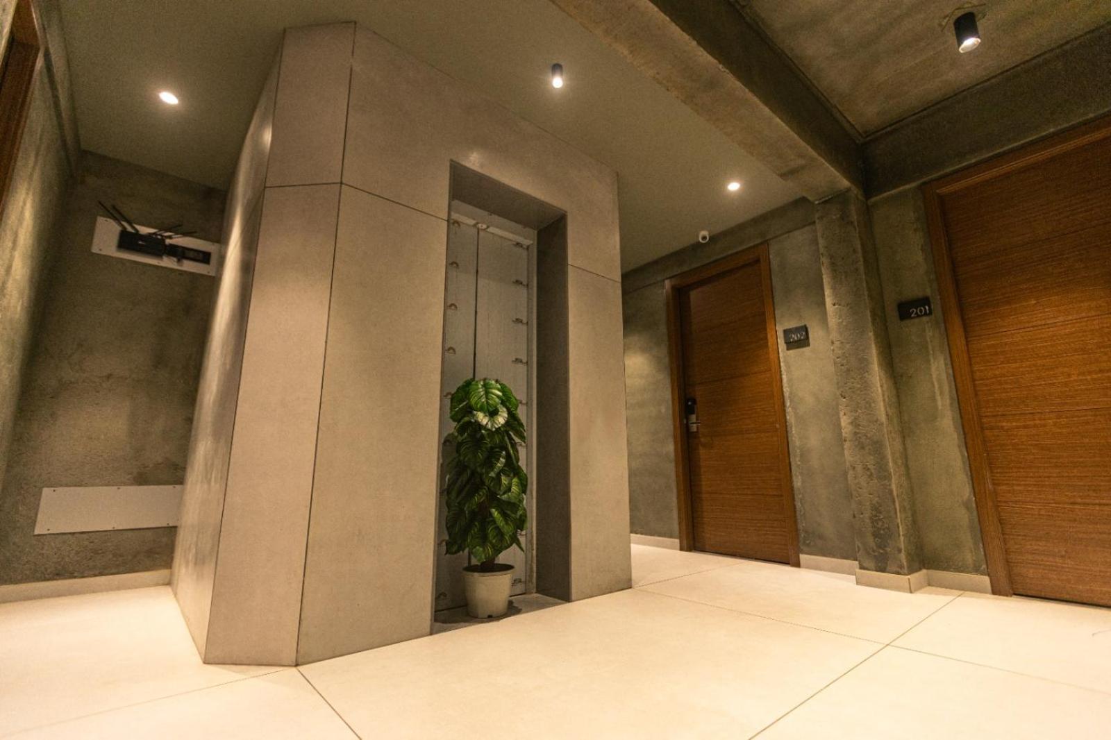 Bel Visto Hotell Vālpārai Exteriör bild
